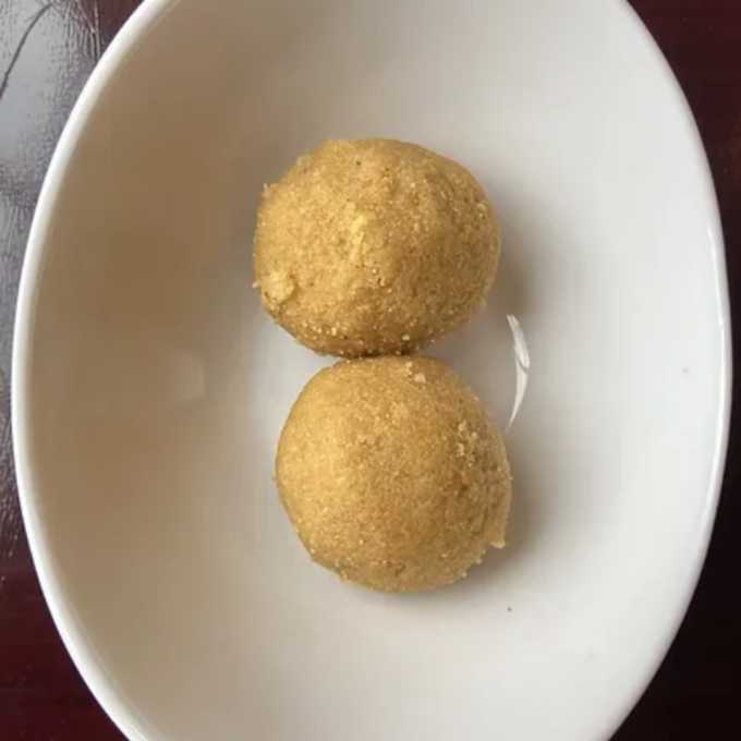 Besan Ladoo